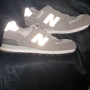 Womens Sz.8 1/2 New Balance 574 Athletic shoes